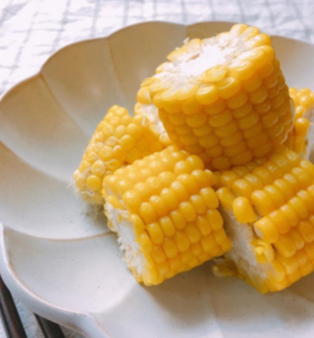 Shrisht98529148's tweet photo. 今日、今年初のとうもろこし食べたよ〜
夏感じました〜

夏を感じるものはなんですか？？ https://t.co/Ta9NZvqrjj