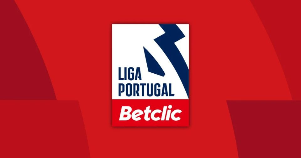 CabineSport's tweet photo. Falta 1 semana para o início da Liga Betclic 24-25 😍

Faz as tuas previsões:

🏆 Campeão:
🌍 Europa:
🔽 Descidas:
🌟 Equipa revelação:
😢 Maior desilusão:
⭐ Melhor jogador:
🔝 Melhor marcador:
💎 Melhor sub-21:
📉 Maior flop:
📒 Melhor treinador: https://t.co/nqSAew4h2S