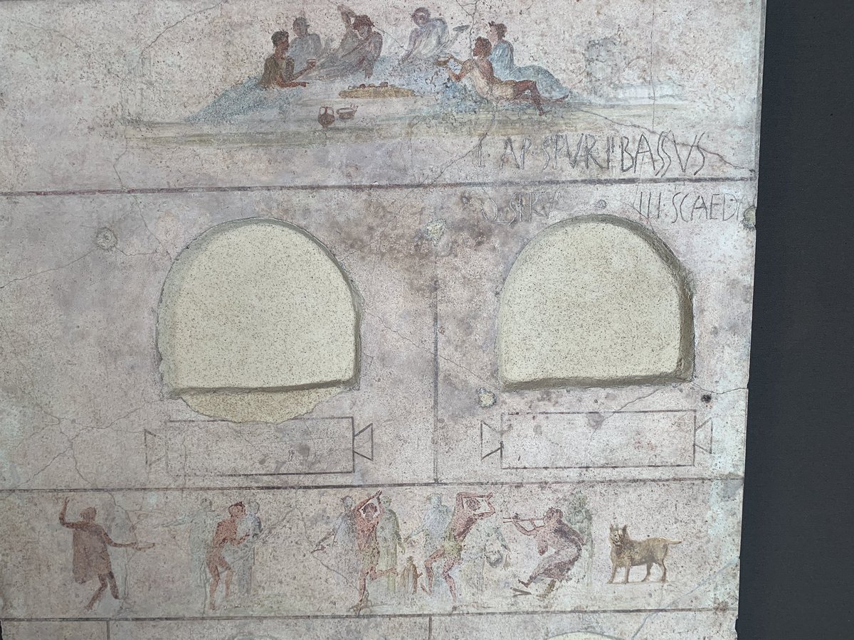 Also wonderful - and poignant - are these delicate frescoes depicting scenes of feasting and dancing from the Columbarium at the  Villa Doria-Pamphili: