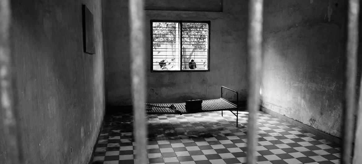 🇵🇸 Un informe de la ONU denuncia que miles de prisioneros palestinos en Israel, la mayoría de ellos sin cargos ni juicio y recluidos en condiciones deplorables, son sometidos a tortura: arainfo.org/?p=292206

✍️ Lo cuenta <a href="/igoiz17/">Iker G. Izagirre</a>