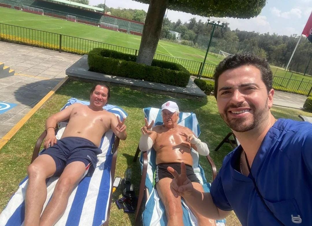 Descanse en Paz mi querido amigo y Profesor Rubén Maturano. 
Un conocedor y profesional del futbol y del arte de saber vivir la vida.