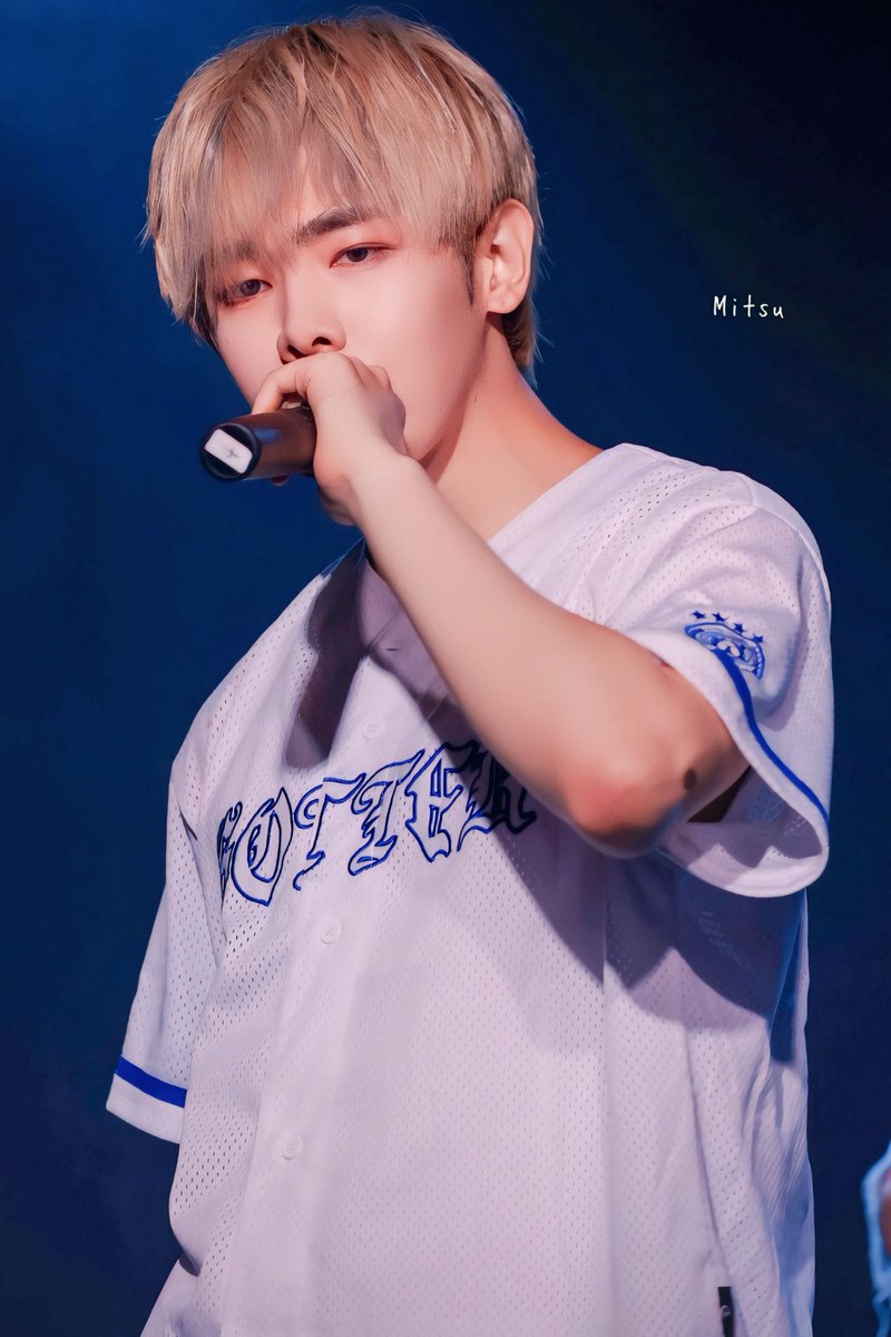 xenex_mitsu's tweet photo. 24.7.24
XENEX JAPAN CONCERT 2024
〈NEW CHALLENGE〉
2부 민종 Focus

#민종 #minjong #제넥스 #xenex
@XenexJP @xenex_official https://t.co/KY3S8vyDxV