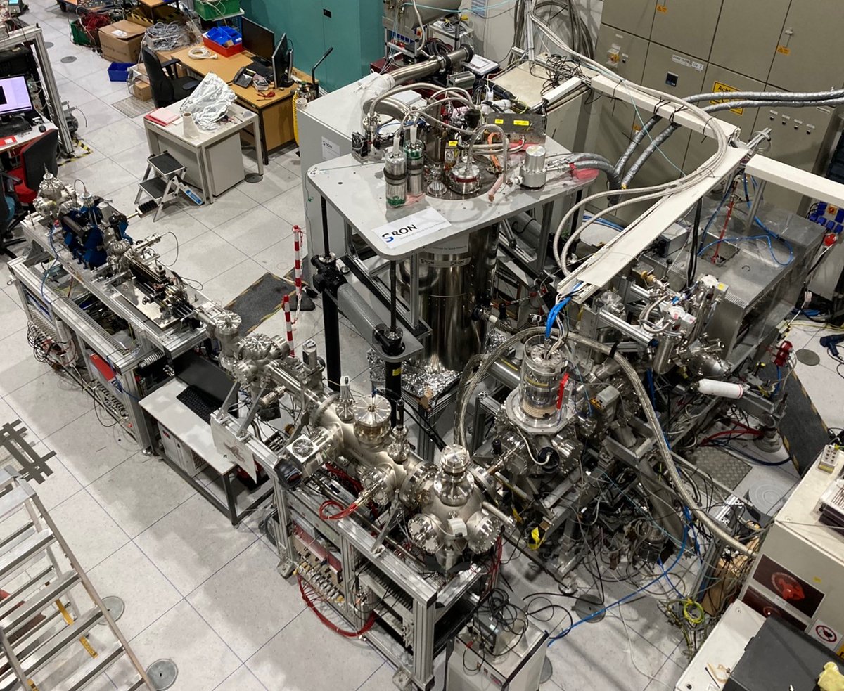 SRON Space Research (@sron_space) on Twitter photo Astrofysica in het lab! <a href="/SRON_Space/">SRON Space Research</a> bundelt haar krachten met <a href="/PlasmaphysikIPP/">MPI für Plasmaphysik (IPP)</a> en <a href="/IRAP_France/">IRAP / @IRAP@astrodon.social</a>. Ze genereren samen referentiedata voor sterrenkundige waarnemingen en bestuderen de natuurkundige wetten binnen hete plasma’s met TES-detectoren: sron.nl/news/astrofysi… Astrofysica in het lab! <a href="/SRON_Space/">SRON Space Research</a> bundelt haar krachten met <a href="/PlasmaphysikIPP/">MPI für Plasmaphysik (IPP)</a> en <a href="/IRAP_France/">IRAP / @IRAP@astrodon.social</a>. Ze genereren samen referentiedata voor sterrenkundige waarnemingen en bestuderen de natuurkundige wetten binnen hete plasma’s met TES-detectoren: sron.nl/news/astrofysi…