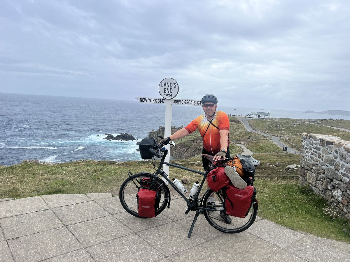 Lloyd0444Tour's tweet photo. Completed it mate! LeJog via the 3 peaks 1172 miles 53239ft climbed on bike plus the walking & climbing of Snowdon Scafell & Ben Nevis #solotravel #selfsupported #endtoend https://t.co/bgVVhfLOgu