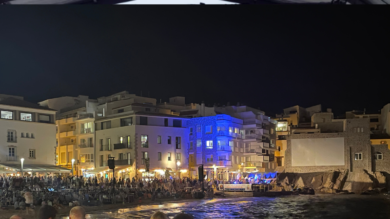 La Xarxa (@laxarxa) on Twitter photo 🎤46a Cantada d'Havaneres de l'Escala
🗓️AVUI | 22h
A la teva TV local i <a href="/laxarxames/">La Xarxa+</a>
Amb les actuacions de <a href="/Arjau_havaneres/">Arjau</a> <a href="/angelsbarcarola/">Àngels</a> i Boira
🎦<a href="/canal10emporda/">Canal 10 Empordà</a>
<a href="/HavaneresEscala/">Havaneres L'Escala</a>
On i quan
👉laxarxa.cat/oniquan/notici… 🎤46a Cantada d'Havaneres de l'Escala
🗓️AVUI | 22h
A la teva TV local i <a href="/laxarxames/">La Xarxa+</a>
Amb les actuacions de <a href="/Arjau_havaneres/">Arjau</a> <a href="/angelsbarcarola/">Àngels</a> i Boira
🎦<a href="/canal10emporda/">Canal 10 Empordà</a>
<a href="/HavaneresEscala/">Havaneres L'Escala</a>
On i quan
👉laxarxa.cat/oniquan/notici…