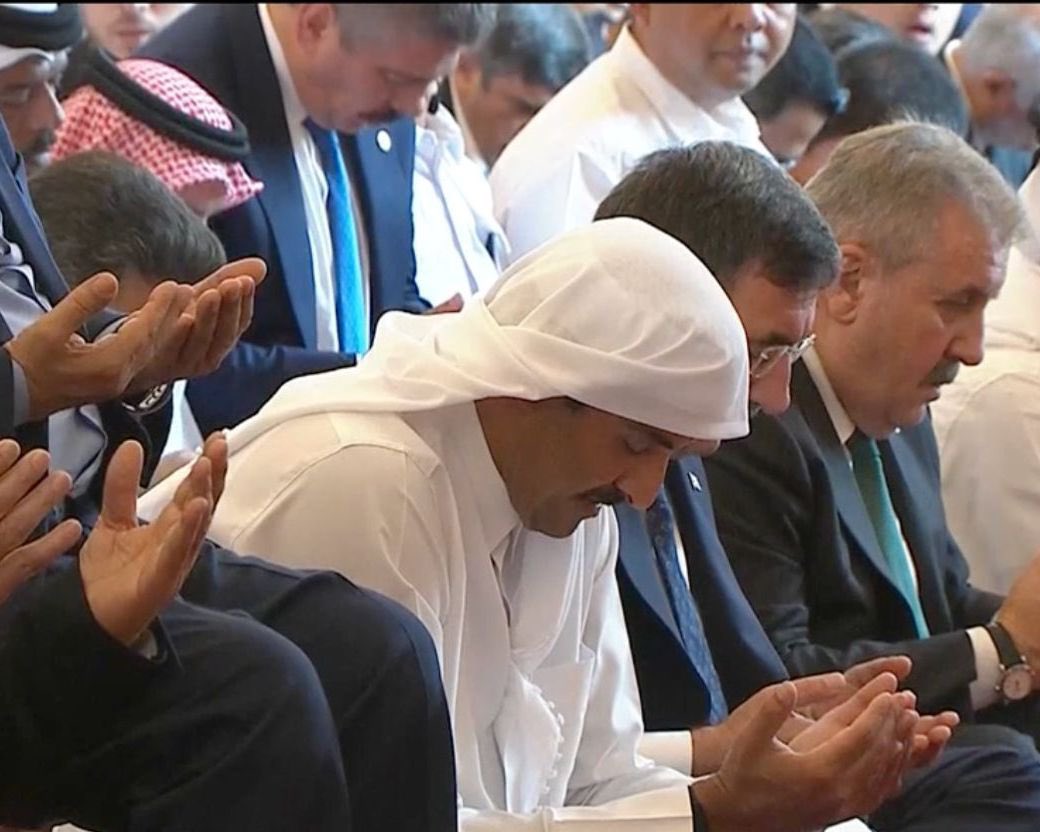 aromaihi's tweet photo. قطر الحاضنة لهموم وآلام الأمة تودع  #اسماعيل_هنيه  رحمه الله نحتسبه عند الله شهيدا https://t.co/nDBdZ8TuxR