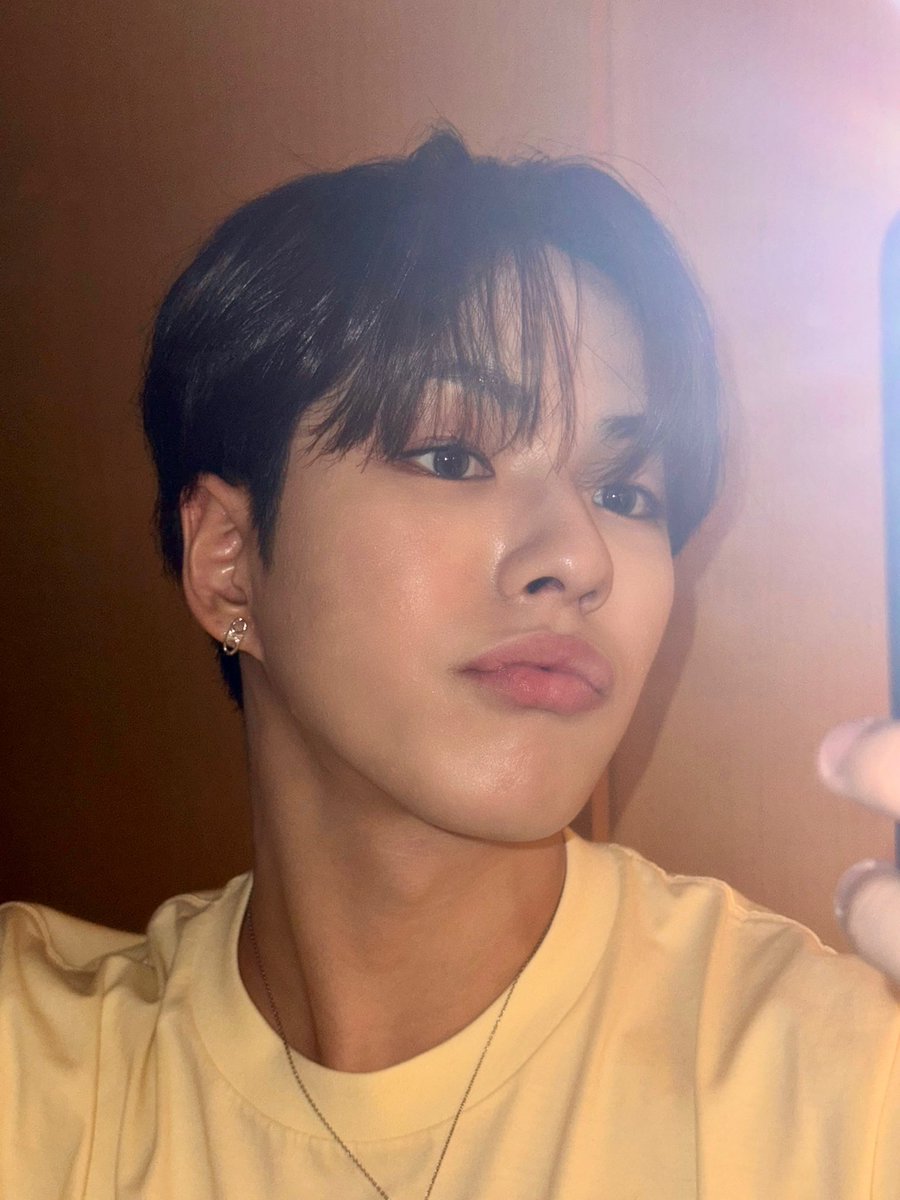 lovelyjaehyuk_'s tweet photo. 240802 weverse [post] #윤재혁 https://t.co/Zii0SIiUI6