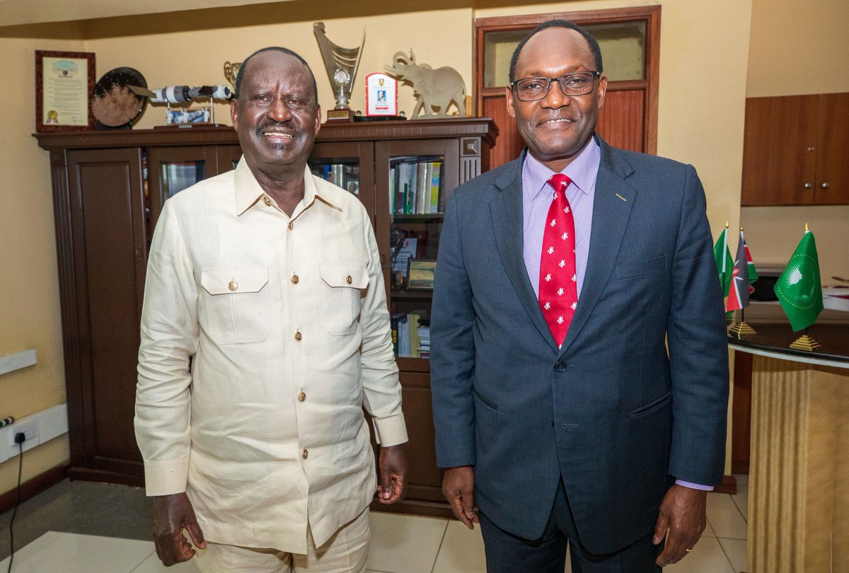 PS Treasury Chris Kiptoo visited me at Capitol Hill Square. We discussed key issues affecting the economy.