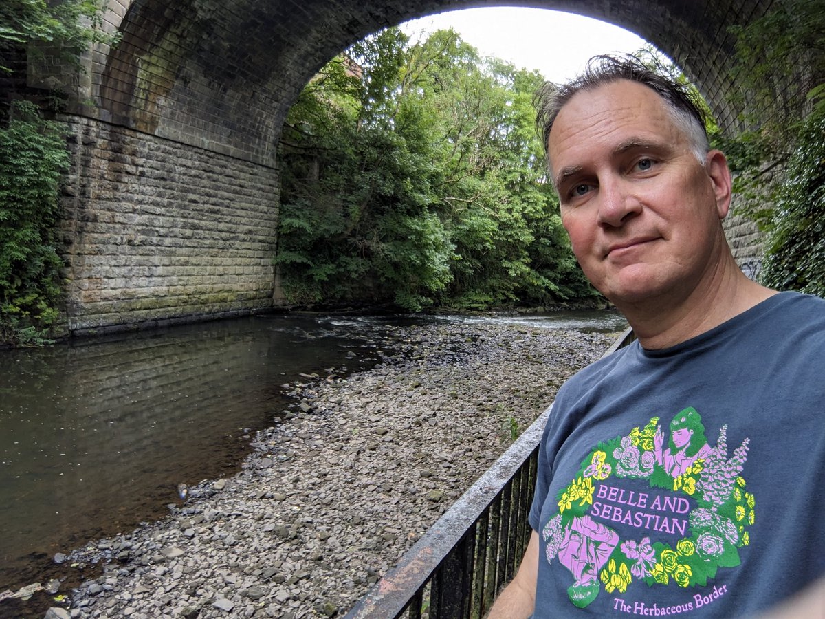 On the Kelvin River hike before the Glasgow Weekender, as recommended by <a href="/nee_massey/">stuart murdoch</a> during our short conversation at @GlasgoesPop last week.