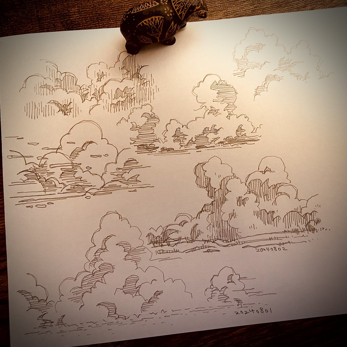 dacho202023's tweet photo. 暑くなると、
無性に入道雲を描きたくなる。

#イラスト #illustration https://t.co/wWLo1Iganj