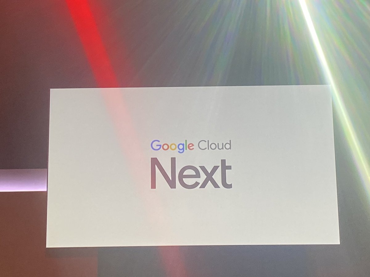 yukism_33's tweet photo. Google Cloud Next Tokyo 24 Day2もお祭りでした😊
情報量が多くて脳みそオーバーヒートしてますが、めっちゃ凄い事は分かりました(語彙力😂)
生成AIは夢が広がりますね✨VertexAIで生成AI開発やりたい🙆🏻‍♀️
案件参画目指してスキルアップしよ。笑

#生成AI https://t.co/KRGXlhbAyb