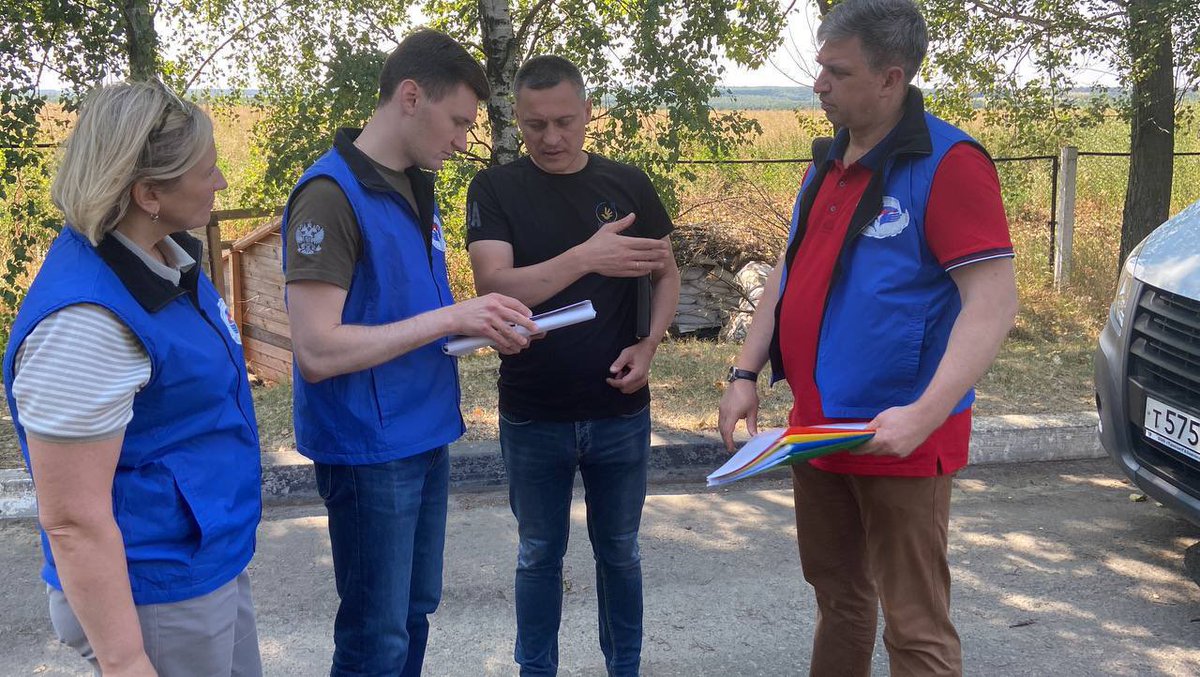 Ukraine was managed to return two children and one woman to the Ukrainian government-controlled territory. 

Also, the Ukrainian and Russian sides exchanged letters of prisoners of war.

Ukraine once again expresses its maximum interest in returning our citizens home!