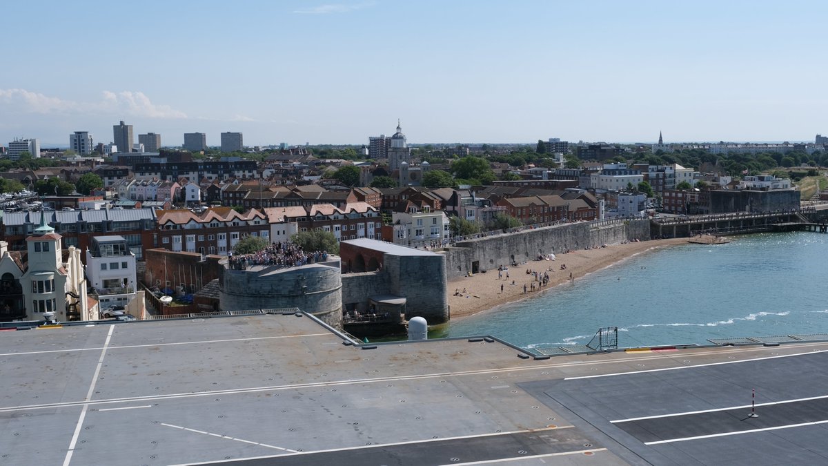 Welcome back <a href="/HMSQNLZ/">HMS Queen Elizabeth</a> 👊
This engineering period is complete for us and we're ready to go.
An important logistics stop awaits us... 
See you soon!