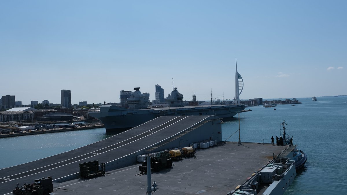 HMS Prince of Wales tweet media