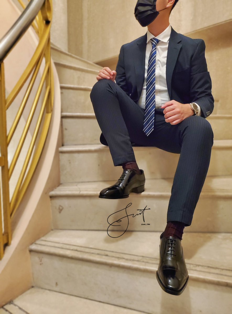 Happy Friday Night 😈 

#suit #sock #master #bdsm