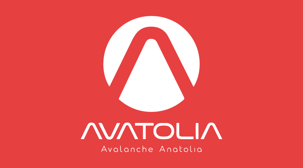 avatoliaturkiye's tweet photo. [Türkçe/English] Avatolia Turkiye Events Thread Series

In this thread, you can review all the events organized by the Avatolia team!

Bu gönderi serisinde Avatolia ekibi olarak düzenlediğimiz tüm etkinlikleri inceleyebilirsiniz!
Avatolia Turkey consists of Avalanche Ambassador DAO (@AvaxDAO_), content creators, graphic designers, #Avalanche enthusiasts, #AVAX investors, and people interested in blockchain.

As the Avatolia team, we always strive to reach the next person!

· Inspired by the historical and cultural richness of Anatolia, our initiative aims to introduce the opportunities provided by blockchain technology to our local communities.

· Through trainings, digital content and seminars, we spread #blockchain knowledge to a wide audience and create awareness.

· We will organize trainings at universities and local communities to explain blockchain technology.

· By focusing on #GameFi and #DeFi projects, we will support regional innovation.

· We will expand our network through community events and meet-ups, creating a strong #Avatolia family.

By joining the Avatolia family, you can help us build a stronger community together. We eagerly await you to join our Telegram channel and say “Hello.” We would be delighted to have you with us.

· Join the community: https://t.co/UYuRF58ZVa

Merhaba Avalanche meraklıları! 🔺

Avatolia Türkiye Avalanche Ambassador DAO (@AvaxDAO_), içerik üreticileri, grafik tasarımcılar, Avalanche meraklıları, #AVAX yatırımcıları ve blockchain ile ilgilenen insanlardan oluşan bir topluluktur.

Avatolia ekibi olarak her zaman bir sonraki kişiye ulaşmak için çaba sarf ediyoruz!

· Anadolu’nun tarihi ve kültürel zenginliğinden ilham alan girişimimiz, blockchain teknolojisinin sağladığı fırsatları yerel topluluklarımıza tanıtmayı amaçlamaktadır.

· Eğitimler, dijital içerikler ve seminerler aracılığıyla, geniş bir kitleye #blockchain bilgisini yayıyor ve farkındalık oluşturuyoruz.

· Üniversitelerde ve yerel topluluklarda eğitimler düzenleyerek blockchain teknolojisini anlatacağız.

· #GameFi ve #DeFi projelerine odaklanarak bölgesel yeniliği destekleyeceğiz.

· Topluluk etkinlikleri ve buluşmalar ile ağımızı genişletecek ve güçlü bir #Avatolia ailesi oluşturacağız.

#AvatoliaTürkiye ailesine katılarak, birlikte daha güçlü bir topluluk oluşturmamıza yardımcı olabilirsiniz. Telegram kanalımıza katılıp “Merhaba” demenizi sabırsızlıkla bekliyoruz. Sizi aramızda görmek için heyecanlanıyoruz!

· Topluluğa katıl: https://t.co/UYuRF58ZVa