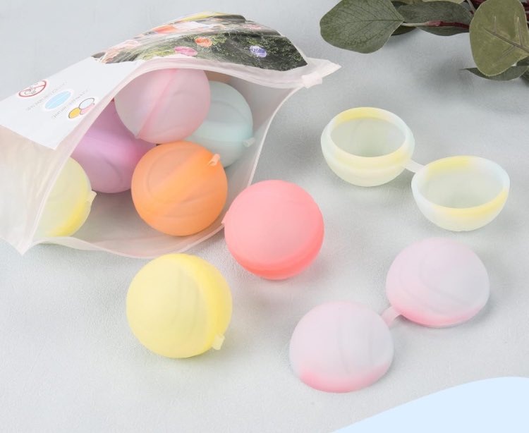 Super, splashing water fight this morning! Used these fab reusable water balloons! No mess after and the fun lasted even longer! 🤩😃