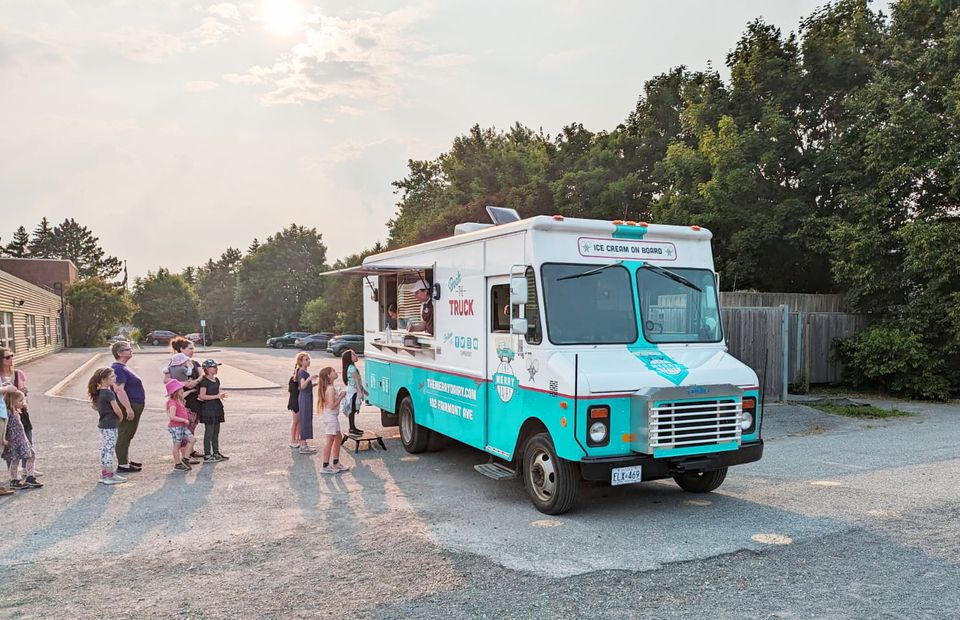 Good morning!

Merry Dairy pints are back at the beautiful new location of <a href="/ATBButcherShop/">Around the Block Butcher & Market</a>  at 117 Centrepointe Dr. 

And to mark to occasion it's soft serve at The Merry Dairy truck this aft from 4:45 to 5:45 with chocolate and vanilla soft serve!

themerrydairy.com/track-that-tru…