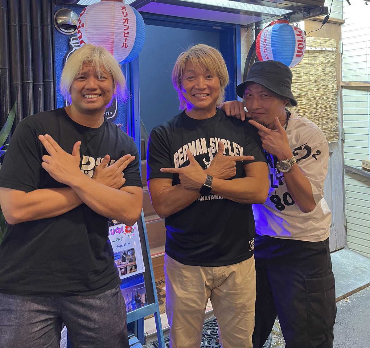 yo_hey0206's tweet photo. 師匠 @shofufu824
兄弟子 @hidakaikuto
弟弟子@わたし
弟弟弟弟子?@td777sk
#TeamFunaki
#歴史
#昨日の出来事 https://t.co/8hy6U4Zt1D