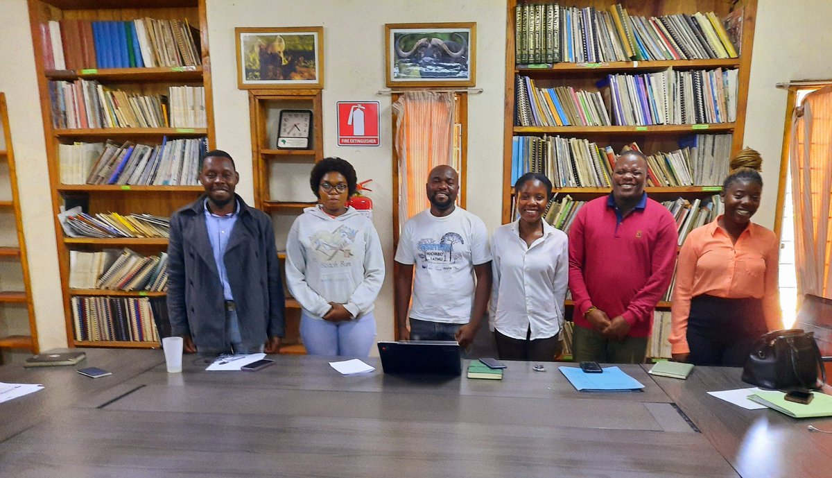 paulatsu2323's tweet image. 🌟 Exciting Day at @WESM_National! 🌟
Today, I facilitate another incredible #capacity building training session for our @WESM_National staff &amp;amp; interns from #Catholic University at the  Blantyre office 🎓✨ We focused on #Effective Report &amp;amp; #explored 1/2