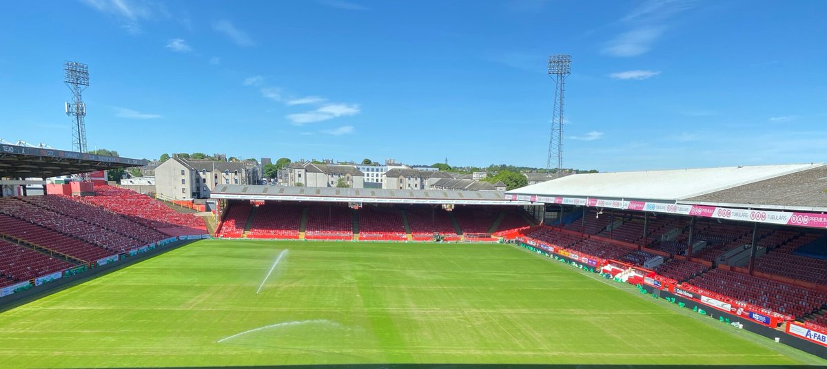 Be our NEW SEASON SIGNING...at PITTODRIE!
We've teamed up with <a href="/SPFLTrust/">SPFL Trust</a> &amp; Aberdeen FC Community Trust <a href="/AFCCT/">Aberdeen FC Community Trust</a> to run #ProstateFFIT, our free 13 week exercise programme for men affected by prostate cancer.
Sign up NOW at: spfltrust.org.uk/prostateffit
Kick off: Weds 11 Sept!
Pls share!