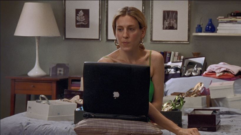 For some, intellectuality is the most sexy atribute that a man can have. I wonder, are we so deprived from good conversations with men that we have to invent terms such as 𝘴𝘢𝘱𝘪𝘰𝘴𝘦𝘹𝘶𝘢𝘭𝘪𝘵𝘺 just to say that we crave something more profound than the simple "hi wyd"?