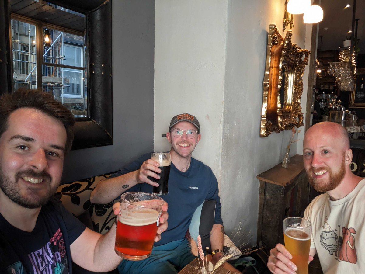 yozu_uk's tweet image. Happy International Beer Day from #TeamYozu! 🍻