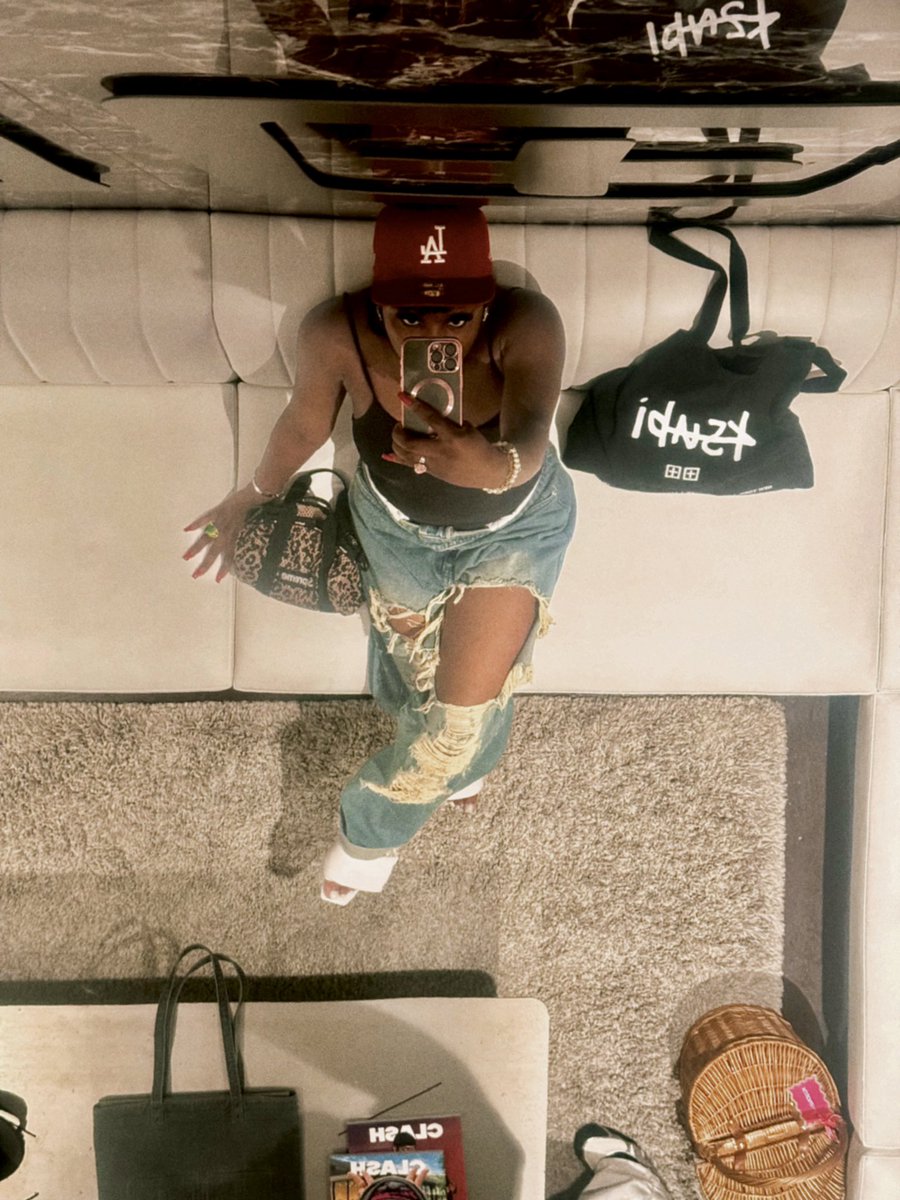 La Fly Mami🫧 tweet media