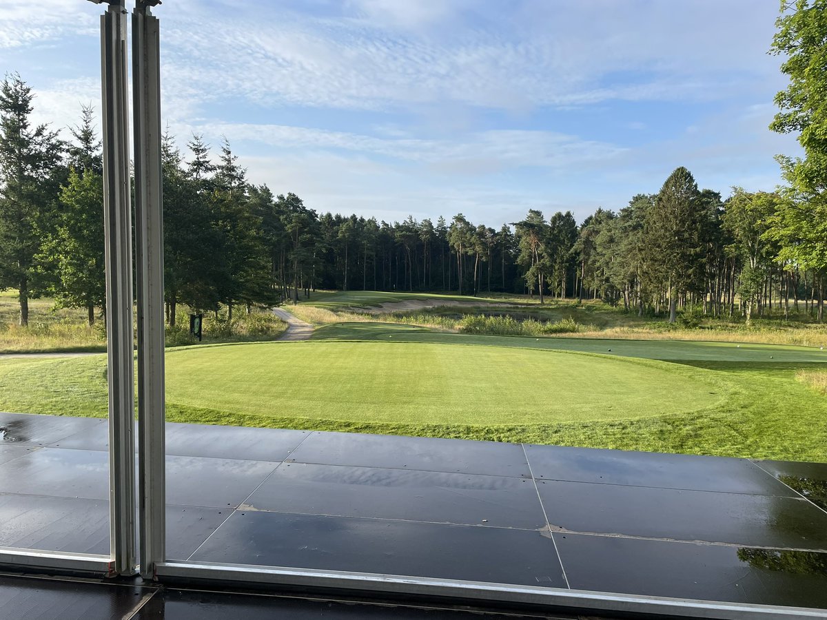 greenkeeper1's tweet photo. One week into the build and it’s going up fast here @LubkerGolf only 10 days before the first volunteer arrives ⛳️🇩🇰 https://t.co/xqjY5kCHNh