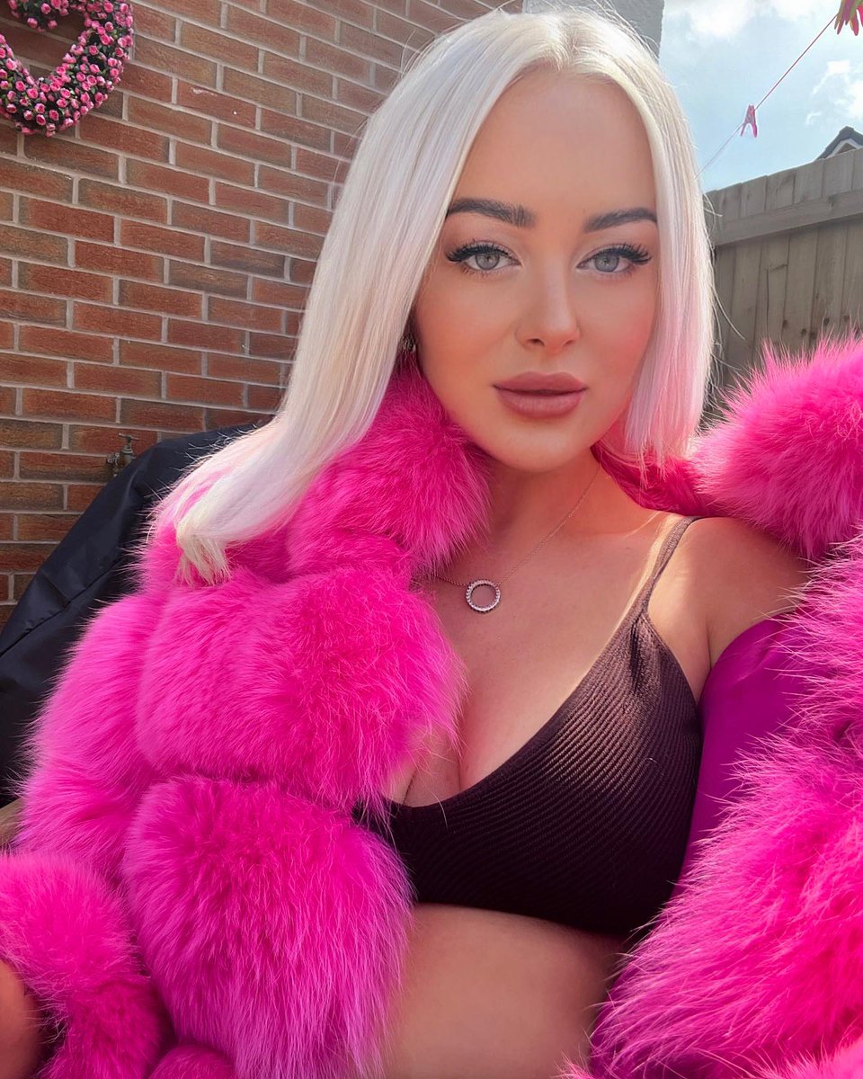 ThickFurLover tweet media