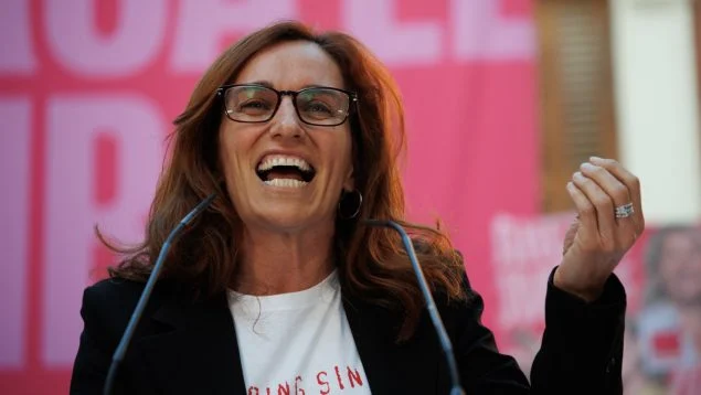 veintimillapie's tweet photo. El Gobierno niega 20 millones para 2 fármacos para el cáncer de mama metastásico, pero regala 15.000 millones a Cataluña para que Sánchez siga de Presidente. https://t.co/INAGZPKVoI