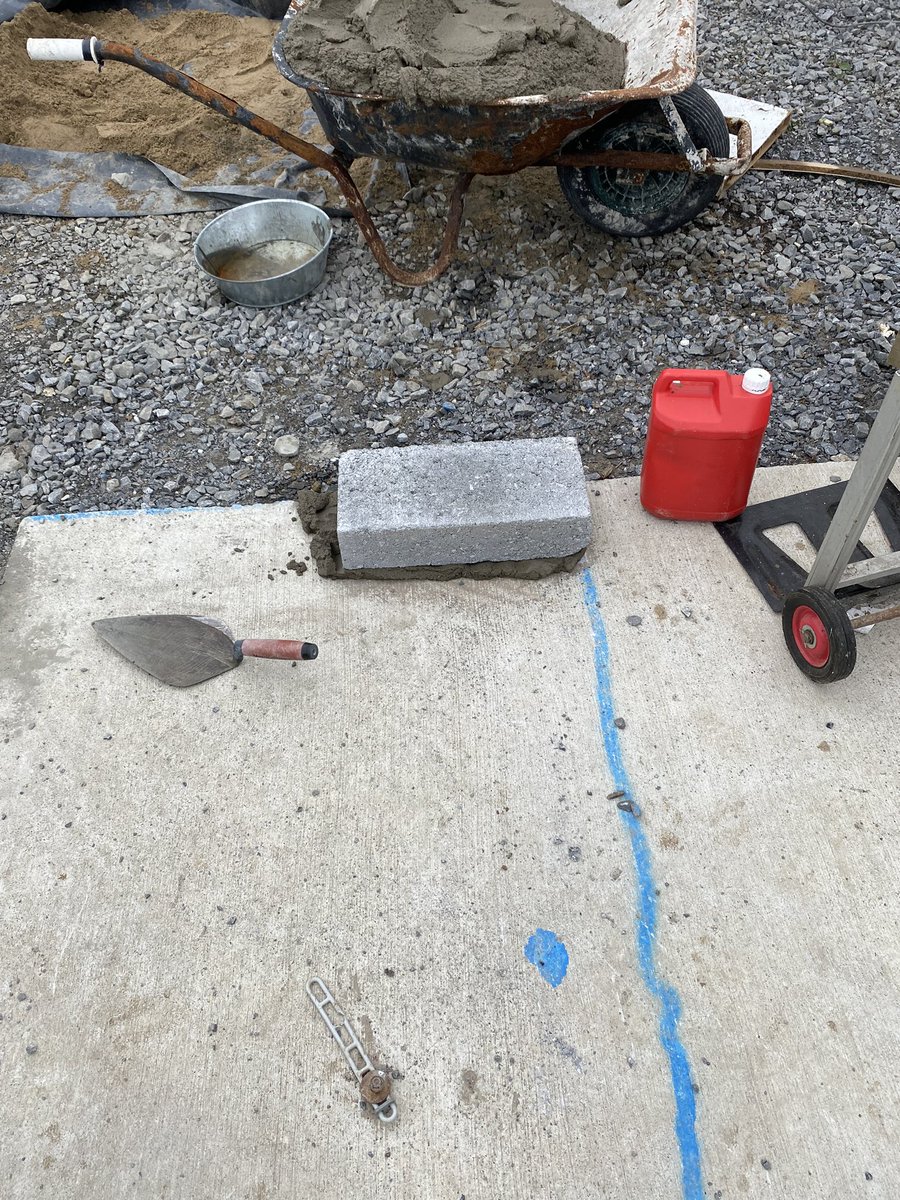 HappyMyBoy82's tweet image. How it started May from the first block I laid and how its going now.
Never grew a thing up until now.Learning something new everyday.You have to start somewhere.
