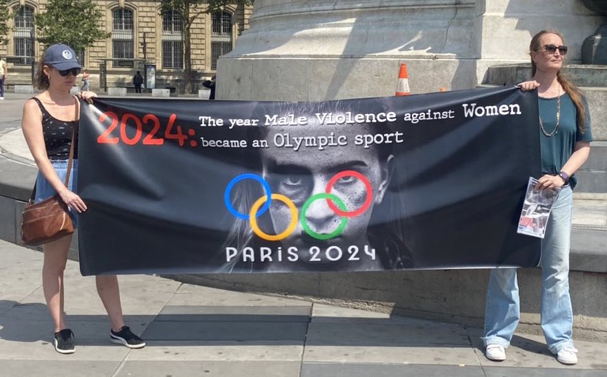 Oli London tweet media