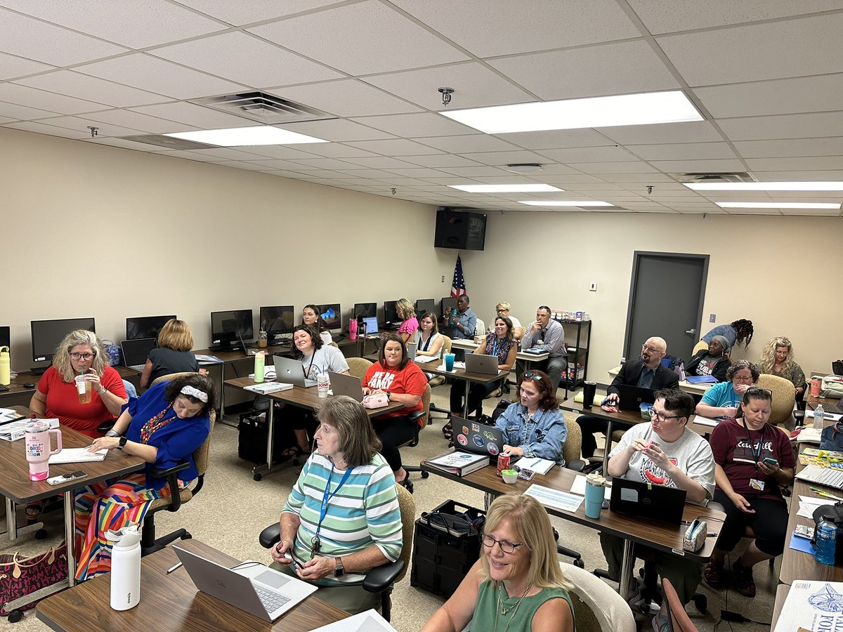 JMCSS ESL (@jmcssesl) on Twitter photo ESL Teachers developing skills to effectively support our English Learners♥️♥️ <a href="/JMCSchools/">Jackson-Madison County Schools</a> ESL Teachers developing skills to effectively support our English Learners♥️♥️ <a href="/JMCSchools/">Jackson-Madison County Schools</a>