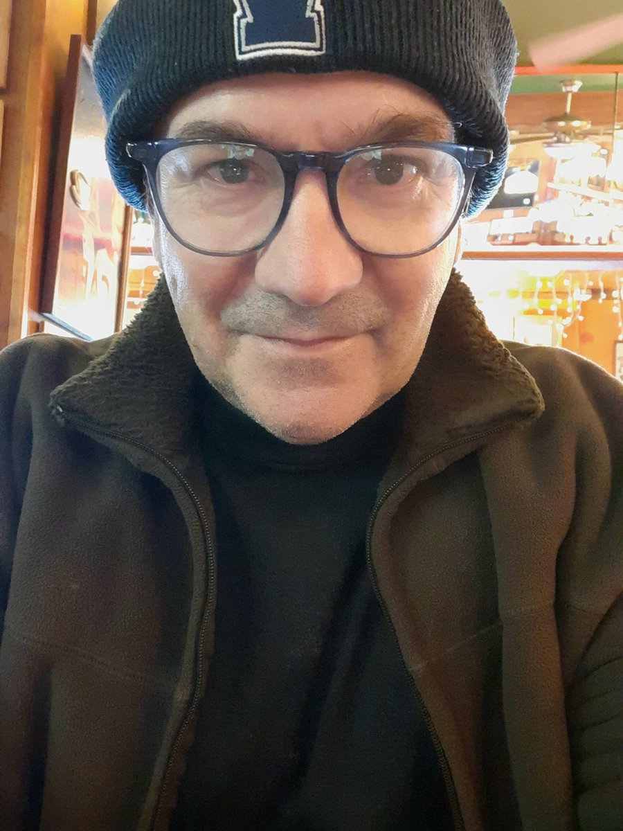 HotelInsonmia's tweet photo. #Anaximandro recomendaba a los viajeros que fuesen amables y generosos con todo aquel que se encontrasen en su camino, porque seguramente también él estaba librando una gran batalla. Creo que ese ha sido mi lema desde que salí de casa por primera vez
#PuntaArenas2024, #Chile2024 https://t.co/OSJCJc0qe9