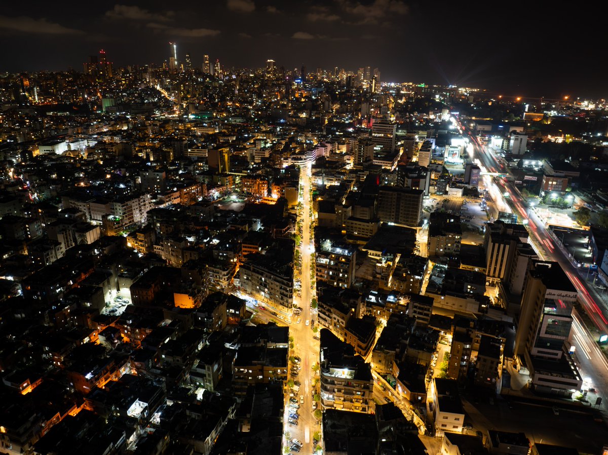 Exciting news! <a href="/UNOPS/">UNOPS</a> has successfully installed #solar-powered street lights in Bourj Hammoud, enhancing mobility, accessibility &amp; safety at night,as part of SiMA activities. Thanks to funding from German government through @kfw_fz_int <a href="/GermanEmbBeirut/">Germany in Lebanon 🇩🇪🇱🇧</a> #BuildTheFuture