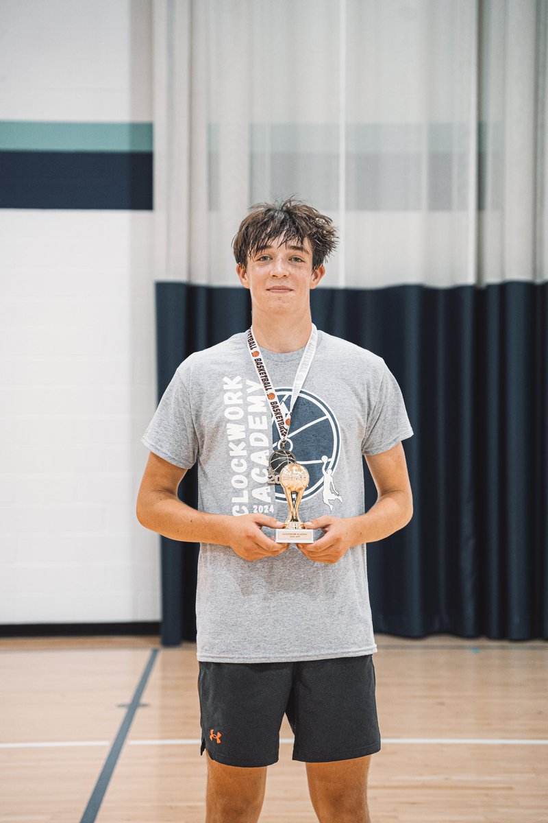 ClockWorkSkills's tweet photo. Congratulations to the High school Clockwork Academy MVP and 3x3 Champions! 🏆 https://t.co/Eur7ECza8z