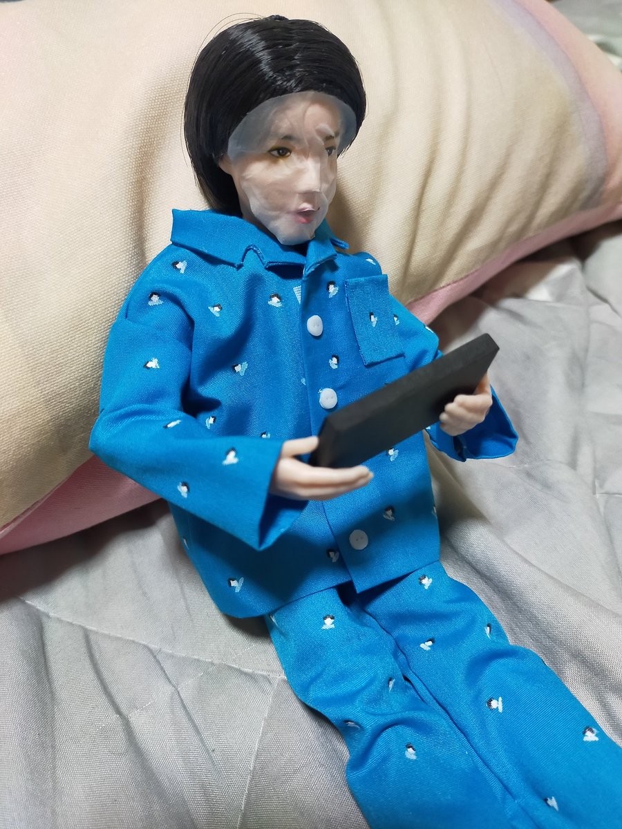 mi3tsuki3's tweet image. うちのジンくんも真似してみた😂
#マテルドール
#マテルドールbts
#リペイント
#mateldoll
#mateldollbts