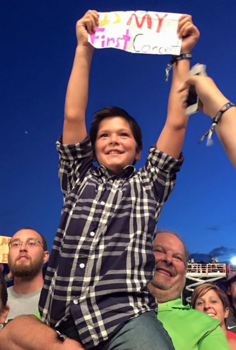 SharonB113's tweet photo. @jakeowen do you remember this little guy at all? Think back 9ish years (already?!). This Mama can’t handle him growing up so quickly ;-(. https://t.co/cgsyYPeRNE