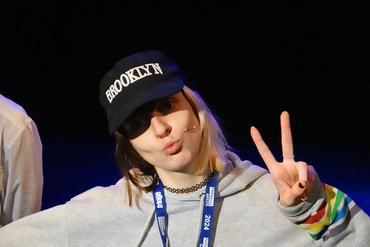 EUSOG's tweet image. We’re thrilled to finally bring you ‘The 25th Annual Putnam County Spelling Bee’, running from TODAY to 10th August at Paradise in Augustine’s!

🎟 tickets.edfringe.com/whats-on/25th-…

#edfringe #paradisefringe #edinburgh #musical #tweetthemedia