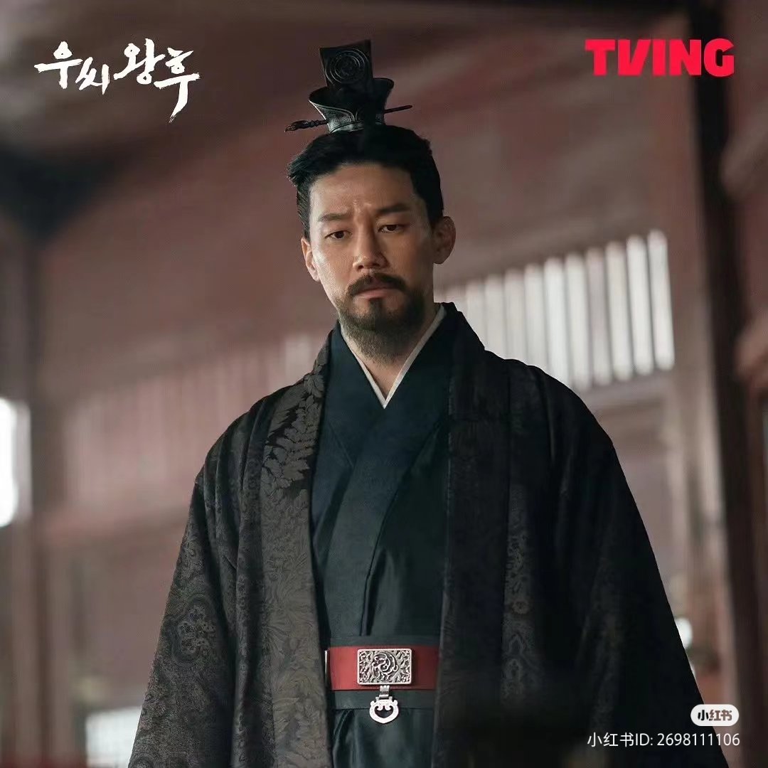 pingfeng17's tweet photo. shameless korean begin to steal chinese zhou dynasty style cloth culture , lol ! https://t.co/KgNGSek07P