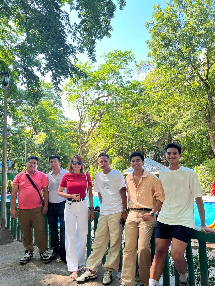 38Jgpascua's tweet photo. It’s my 3rd PRUAnniversary🎊✨ in Pru Life UK 🇬🇧serving my clients and business partners as a Senior Associate Unit Manager serving for more than 1095 days and counting.💪🏻Thank you for all the learnings and growth this noble job gave me.
#prulifeuk #YourDreamCareer #JoinPruLifeUK https://t.co/crQPzraivb