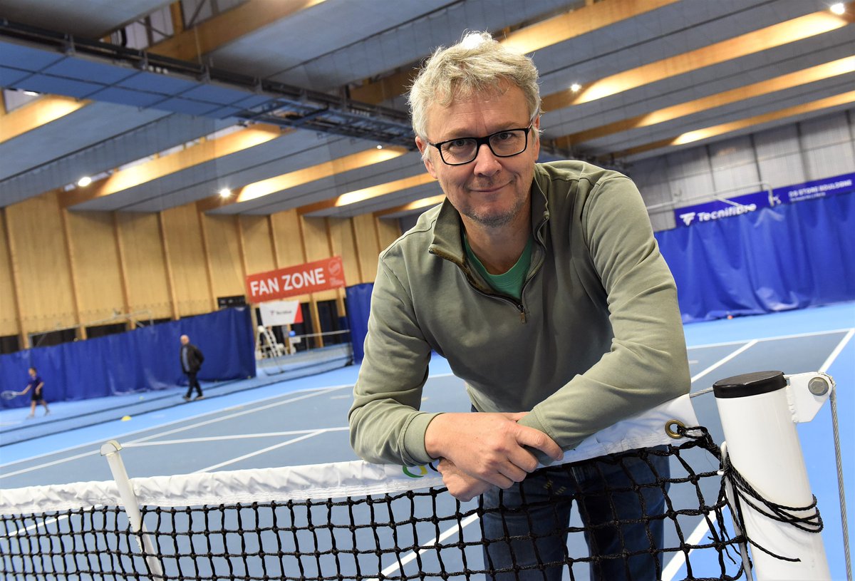 AlertesInfos's tweet photo. 🇫🇷 FLASH - La radio RMC annonce qu’elle va infliger une sanction à son journaliste Eric Salliot en raison de ses propos tenus à l’antenne concernant une joueuse de tennis : "Elle fait tout : la vaisselle, la cuisine, la serpillère". (RMC) #Paris2024 https://t.co/RIfjxtfkN6
