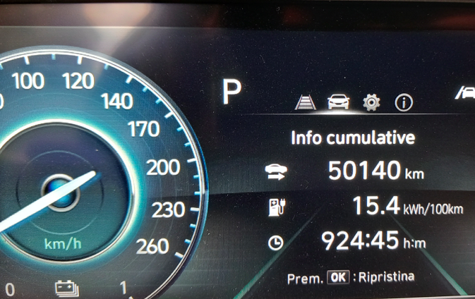 vaielettrico's tweet photo. Quanto consumano le auto elettriche, al di là dei dati (parziali) dichiarati dai costruttori? Altri 4 lettori condividono i loro consuntivi dopo lunghe percorrenze, con @fiat 500e, #Hyundai Kona, @Citroen eC4, @Tesla Y: numeri sorprendenti...⬇️
https://t.co/8YjtqLtZEx https://t.co/gERRspf887