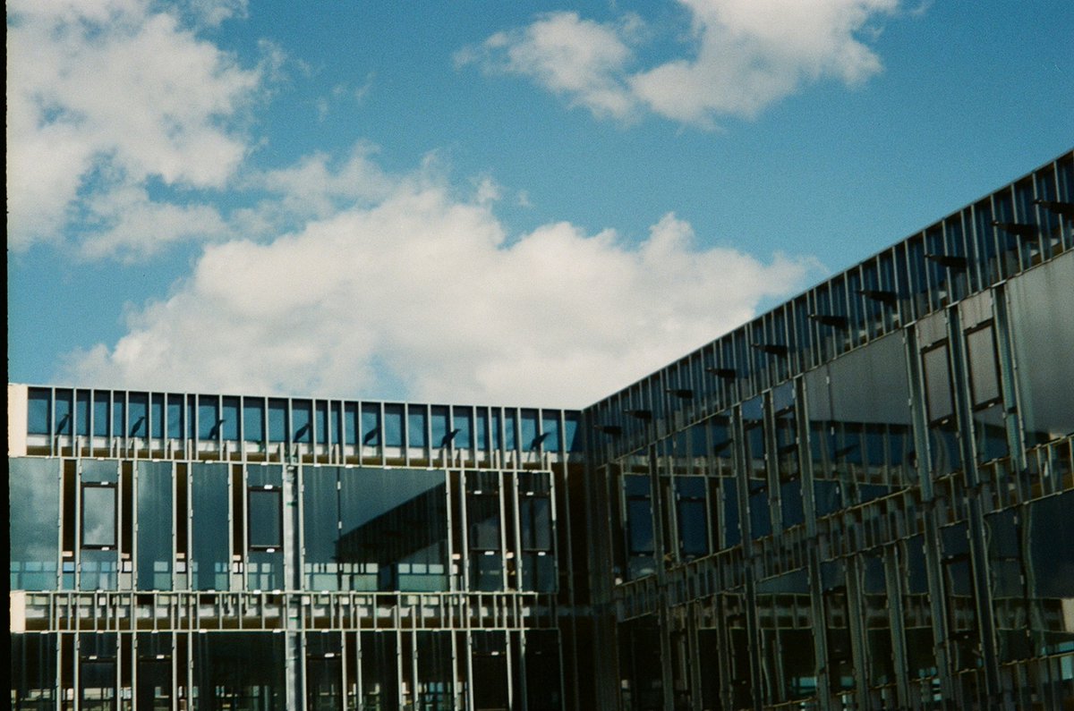 Today's Single Reviews cover new music from Why England Slept, @aureharp , Nebno, <a href="/Extendedblunder/">Extended Blundering</a> and Alex Zethson.

Listen and read here: 
notransmission.com/2024/08/single…

Photo by <a href="/krisjaniskazaks/">krišjānis🇺🇦</a>