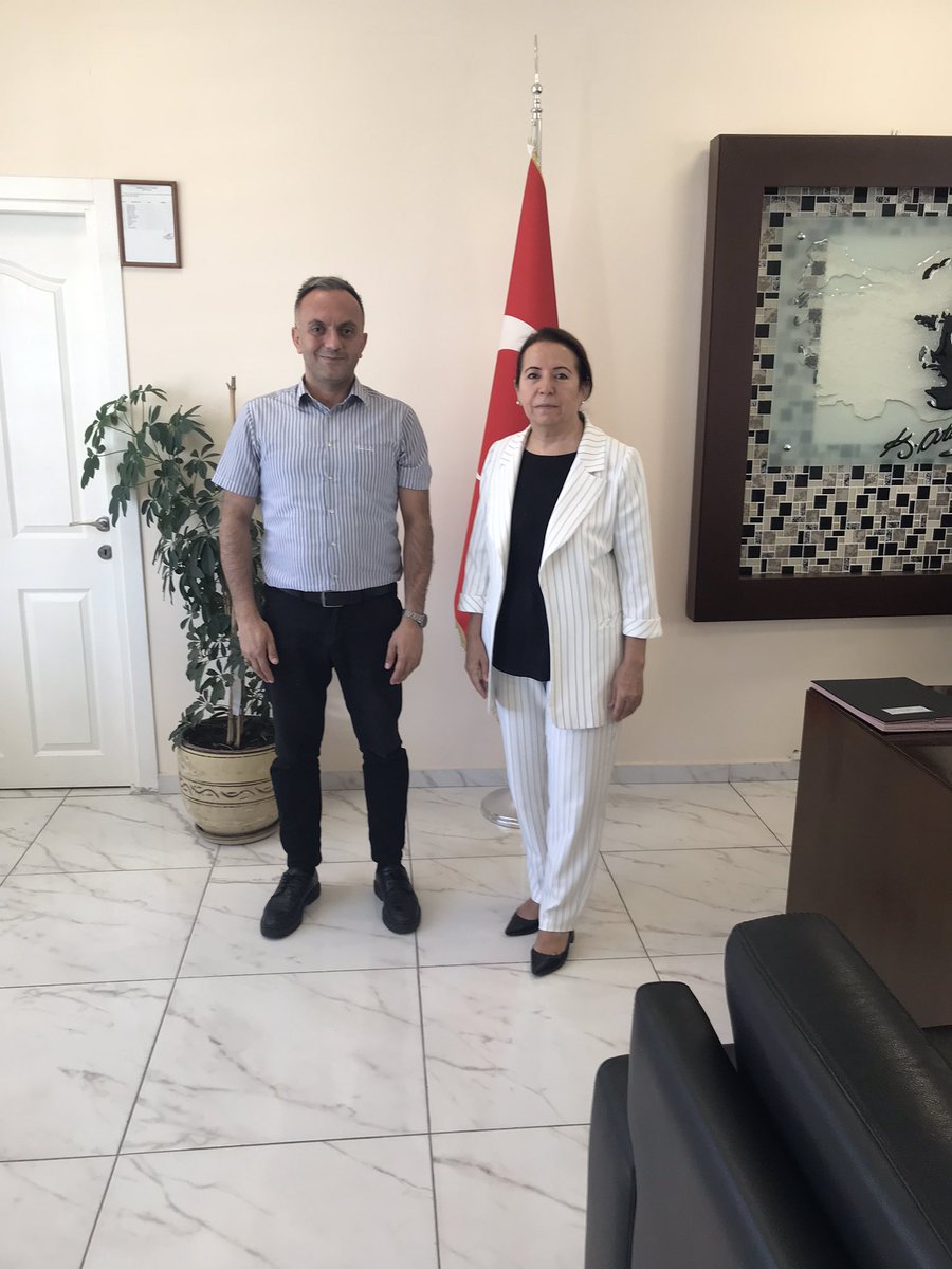 İl Nüfus ve Vatandaşlık Müdürümüz sayın Rabia BABAOĞLU ilçemiz nüfus müdürlüğünü ziyaret etmiştir.  <a href="/TC_icisleri/">T.C. İçişleri Bakanlığı</a> <a href="/TCNufus/">Nüfus ve Vatandaşlık İşleri Genel Müdürlüğü</a> <a href="/itasyapan/">İbrahim Taşyapan</a> <a href="/TC_istanbul/">TC İstanbul Valiliği</a> <a href="/istanbulilnufus/">İstanbul İl Nüfus ve Vatandaşlık Müdürlüğü</a> <a href="/tcistanbulfatih/">T.C. Fatih Kaymakamlığı</a>