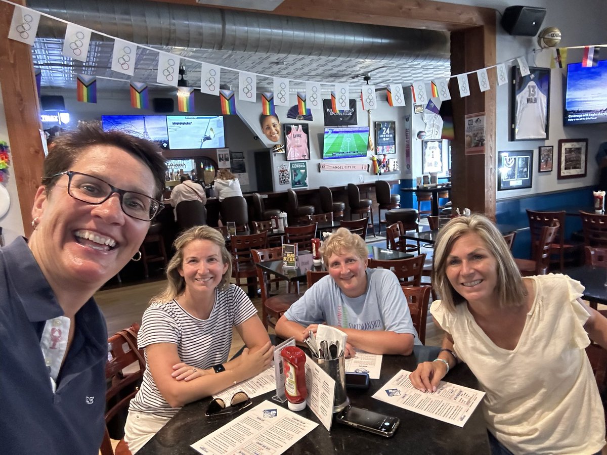 AmandaAmtmanis's tweet photo. @SHAPEAmerica Attending #shapesummer with incredible educators who are passionate about advancing our field (and having fun!) #WhatMadeYourWeek https://t.co/Ajh78vkFMU