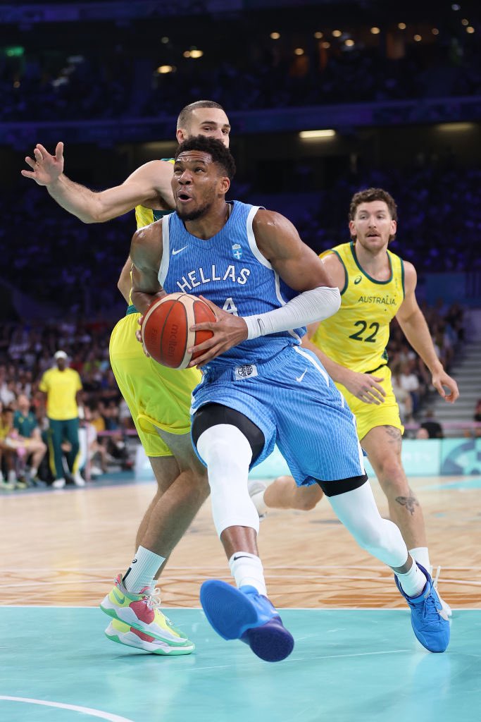 Giannis Antetokounmpo wouldn’t be denied in Greece’s win over Australia 🇬🇷

20 PTS | 8-11 FGM | 7 REB | 6 AST