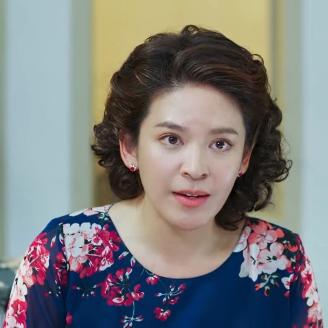 [Fun Fact] About 'หม่อมหลวงกระถิน เทวพรหม' แม่ของ 'ชีวัน วงศ์นคร'

ไม่คิดว่าจะได้คัมแบคมาทำฟันแฟคตัวละครอีกครั้ง แต่ไหนๆแม่กระถินของเราก็กลับมาสร้างเรื่องแล้ว เราไปดูชีวิตปูมหลังความเป็นมาของชีกันค่ะ

#พรชีวัน #คุณชายปวรรุจ