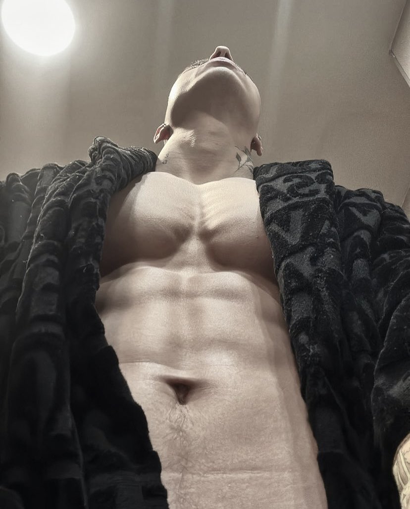 𝗔𝗟𝗘𝗞𝗦𝗜. (@zckxzck) on Twitter photo 